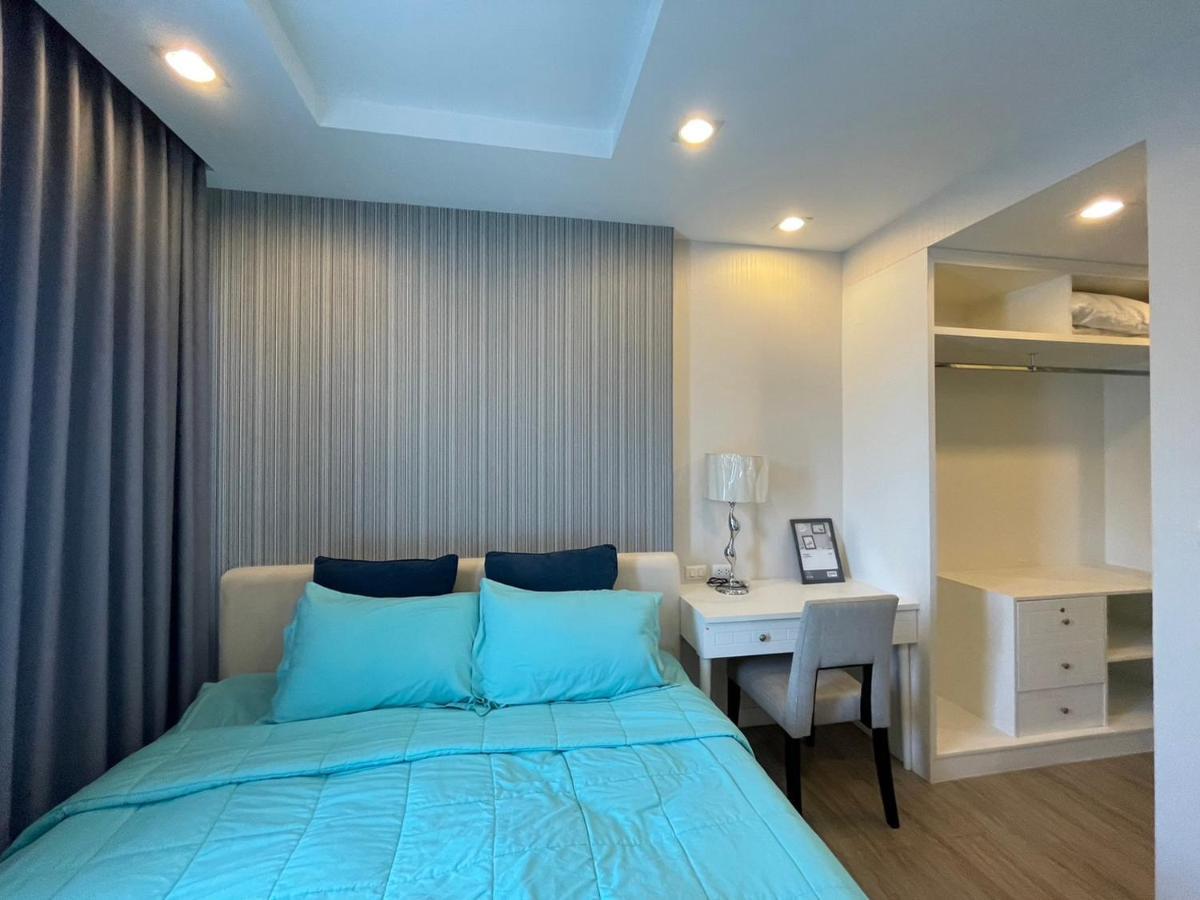 The Blu X Bangsean Apartment